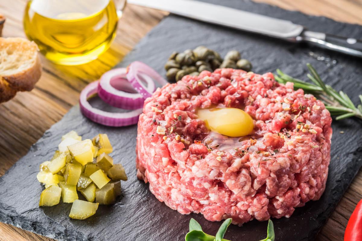 Cómo hacer steak tartar perfecto - Fine Dining Lovers