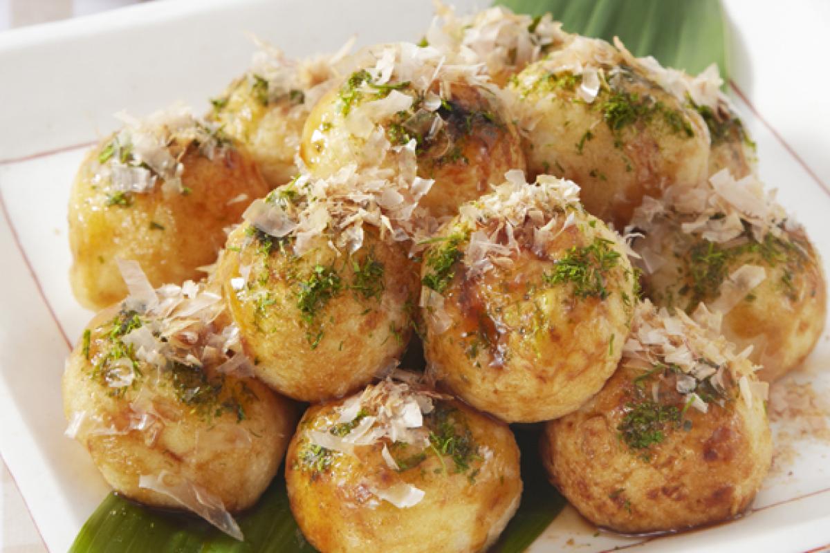 Takoyaki buñuelos de pulpo japoneses