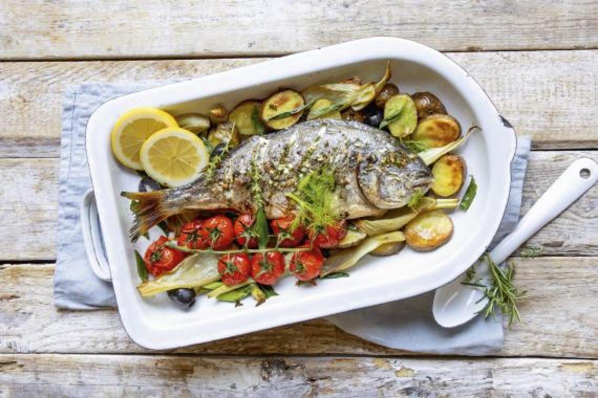dorada al horno con patatas - Finedininglovers