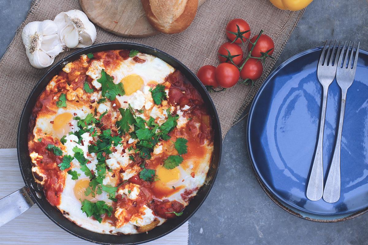 Huevos en salsa de tomate