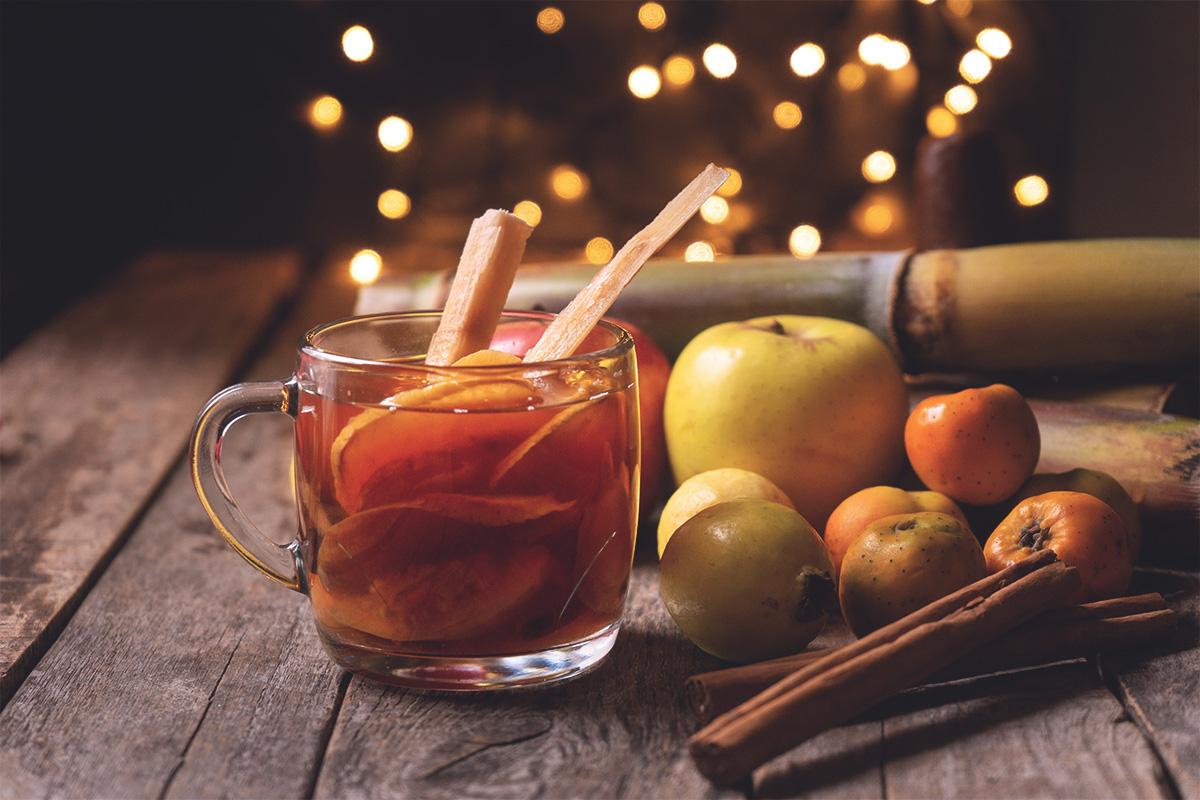 Ponche de frutas navideño