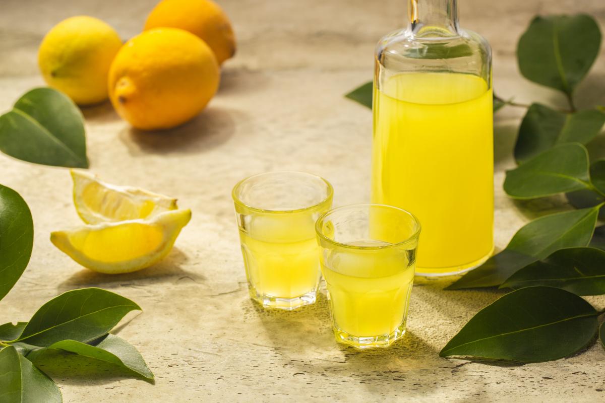 Cómo hacer limoncello casero