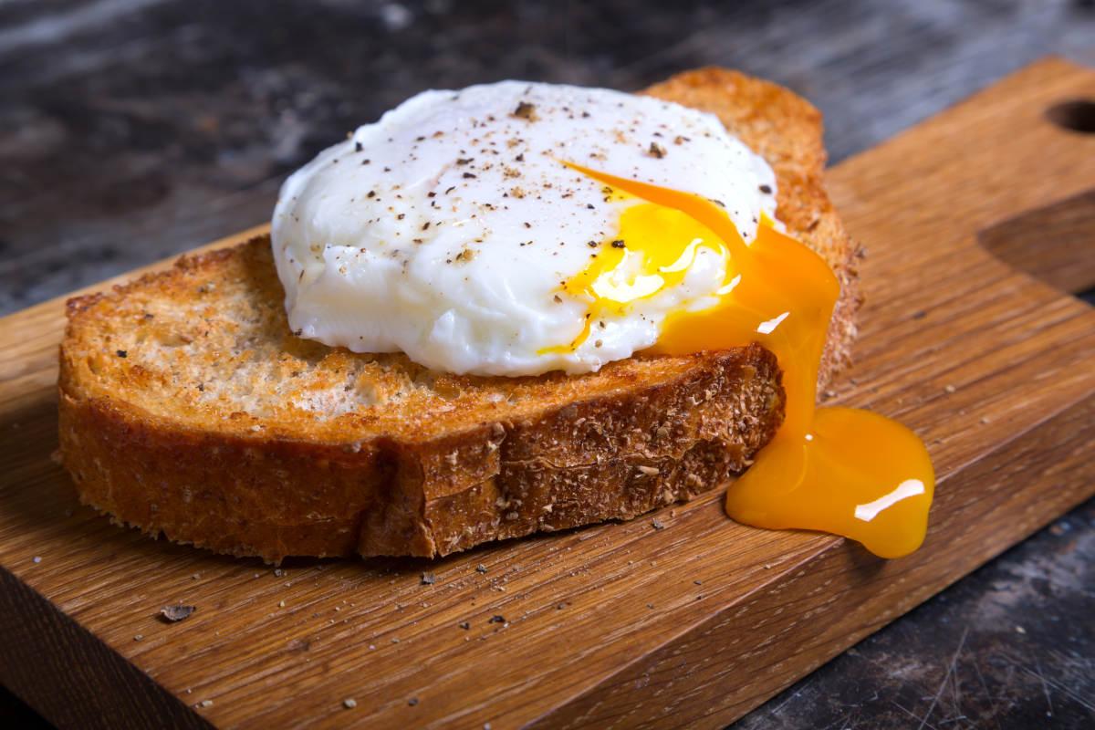 Huevos poché o huevos escalfados - Fine Dining Lovers
